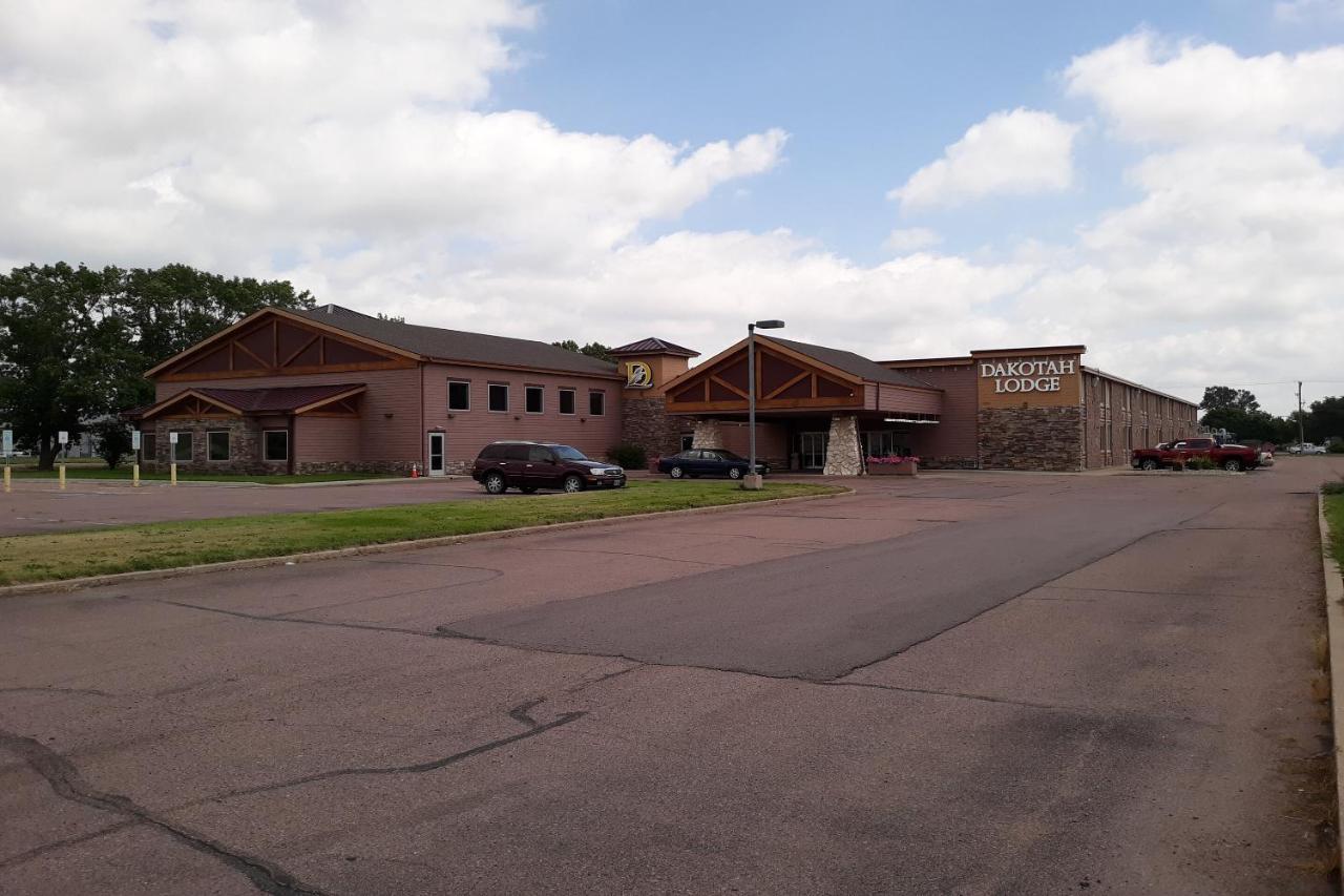 The Dakota Hotel Sioux Falls Exterior photo